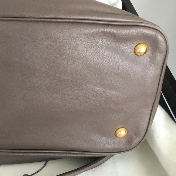 Prada Bag - Picture 5 of 5
